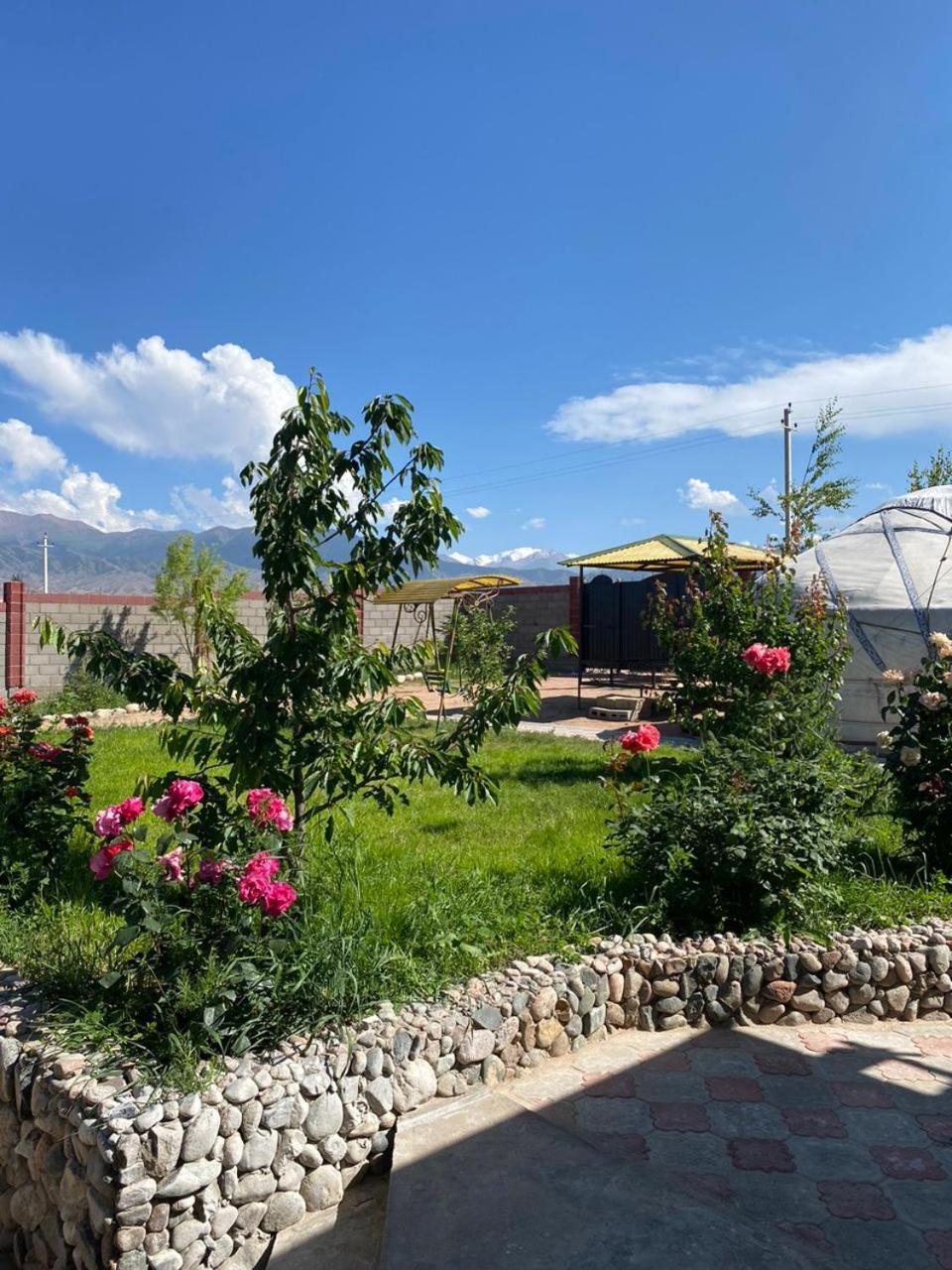 Svetlana Guest House Bokonbayevo Екстер'єр фото