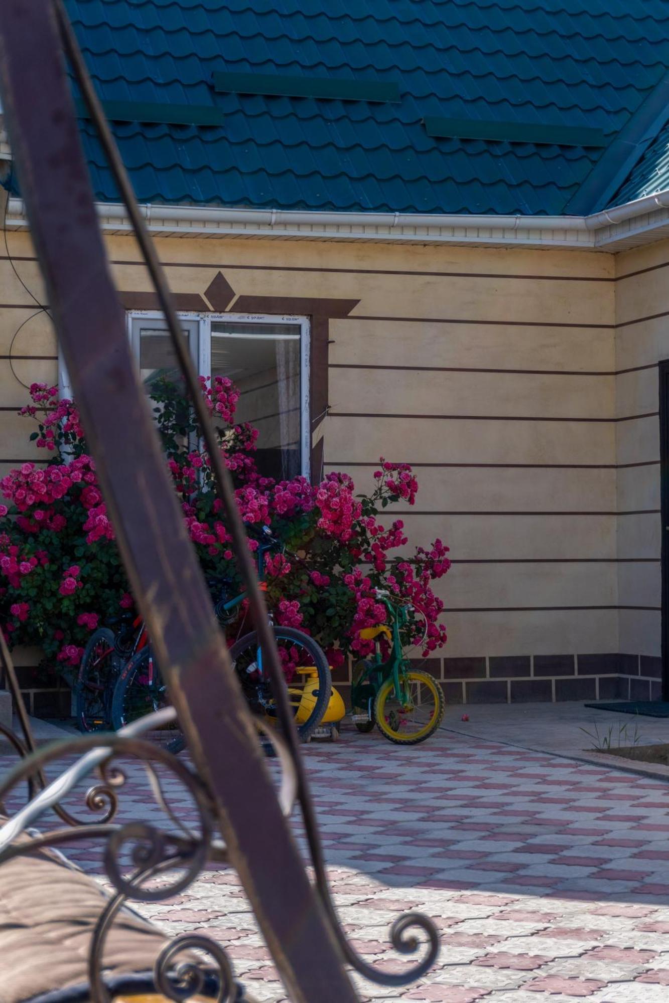 Svetlana Guest House Bokonbayevo Екстер'єр фото